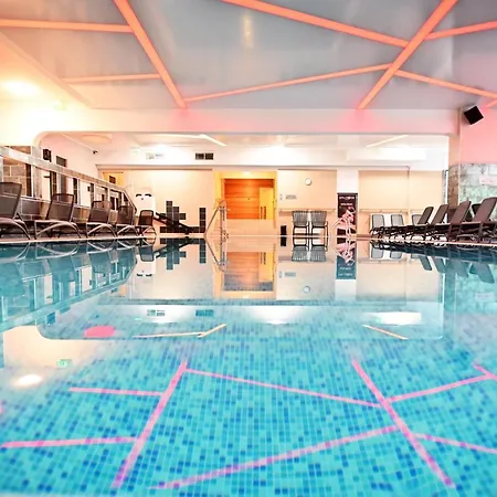 & Park Hotel Eger