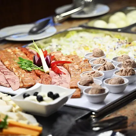 Hotel Eger&park 3*