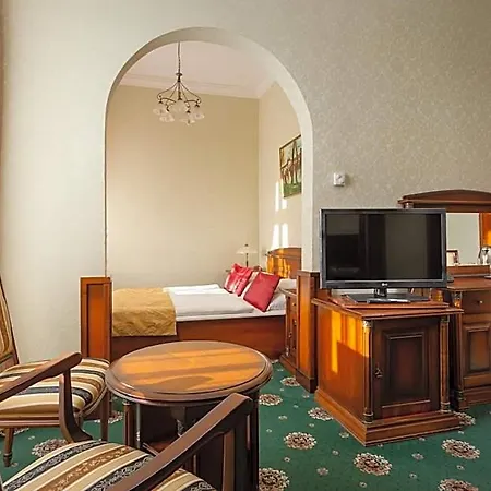 Hotell & Park Eger