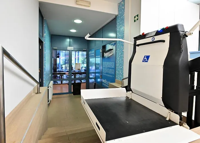 & Park Szálloda 3*