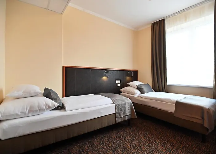 & Park 3* Eger